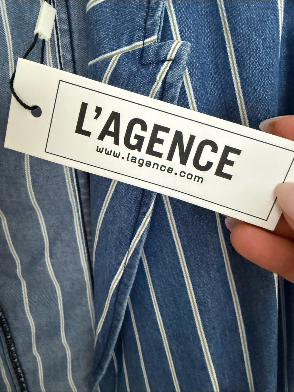L'AGENCE Navy and White Striped Cropped Double-Breasted Blazer - Picture 2 of 10